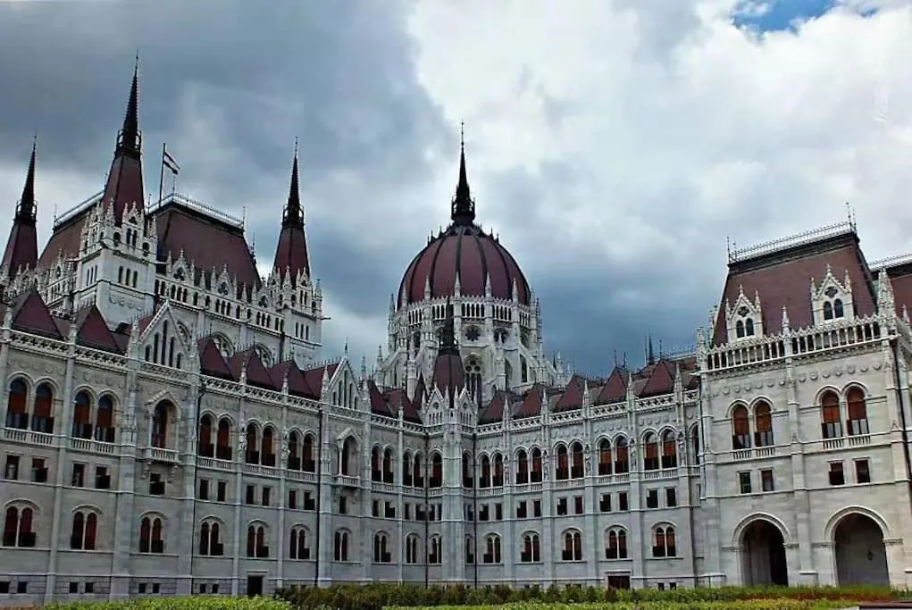 11# Sunflower Cozy Apartment Budapest
