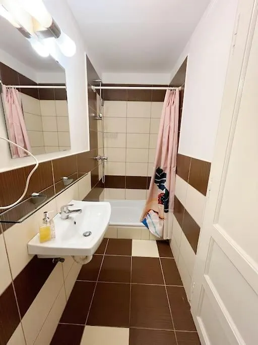11# Sunflower Cozy Apartment Budapest Ungheria